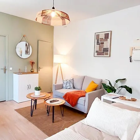 L'ecrin Du Chateau Sejour A 2, Etudes, Professionnels A Calme Face Au Chateau Linge Et Wifi Inclus 公寓 *