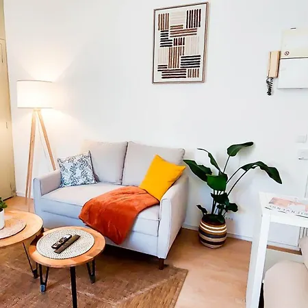 Apartmán L'ecrin Du Chateau Sejour A 2, Etudes, Professionnels A Calme Face Au Chateau Linge Et Wifi Inclus *