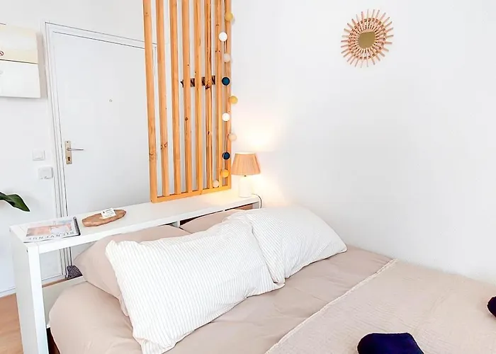 L'ecrin Du Chateau Sejour A 2, Etudes, Professionnels A Calme Face Au Chateau Linge Et Wifi Inclus Apartmán Caen